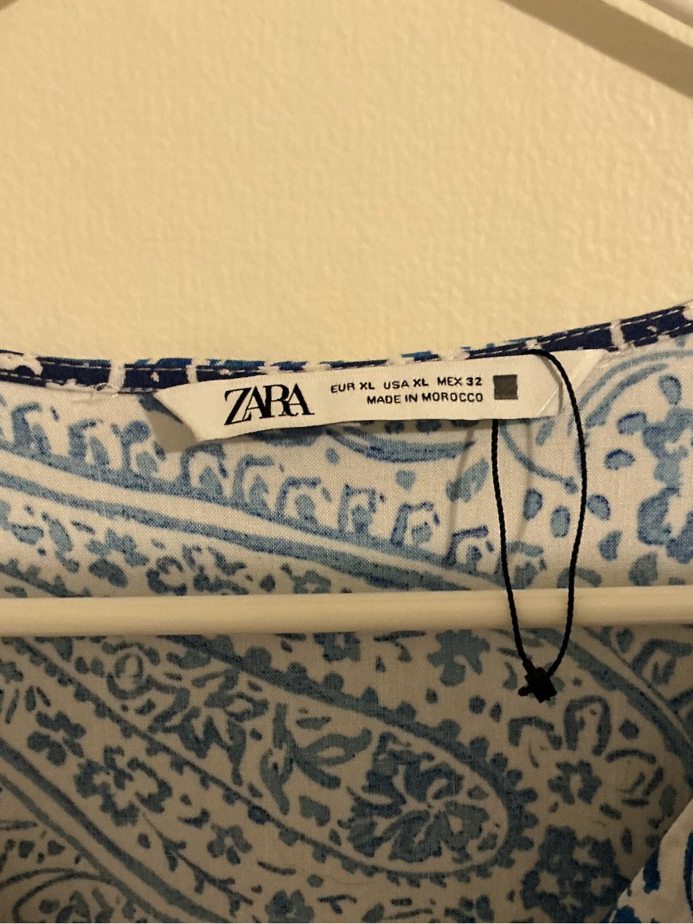 Zara XL Paisley Midi Dress Linen Blend Blue White Red Boho Prairie Resortwear - Picture 4 of 6